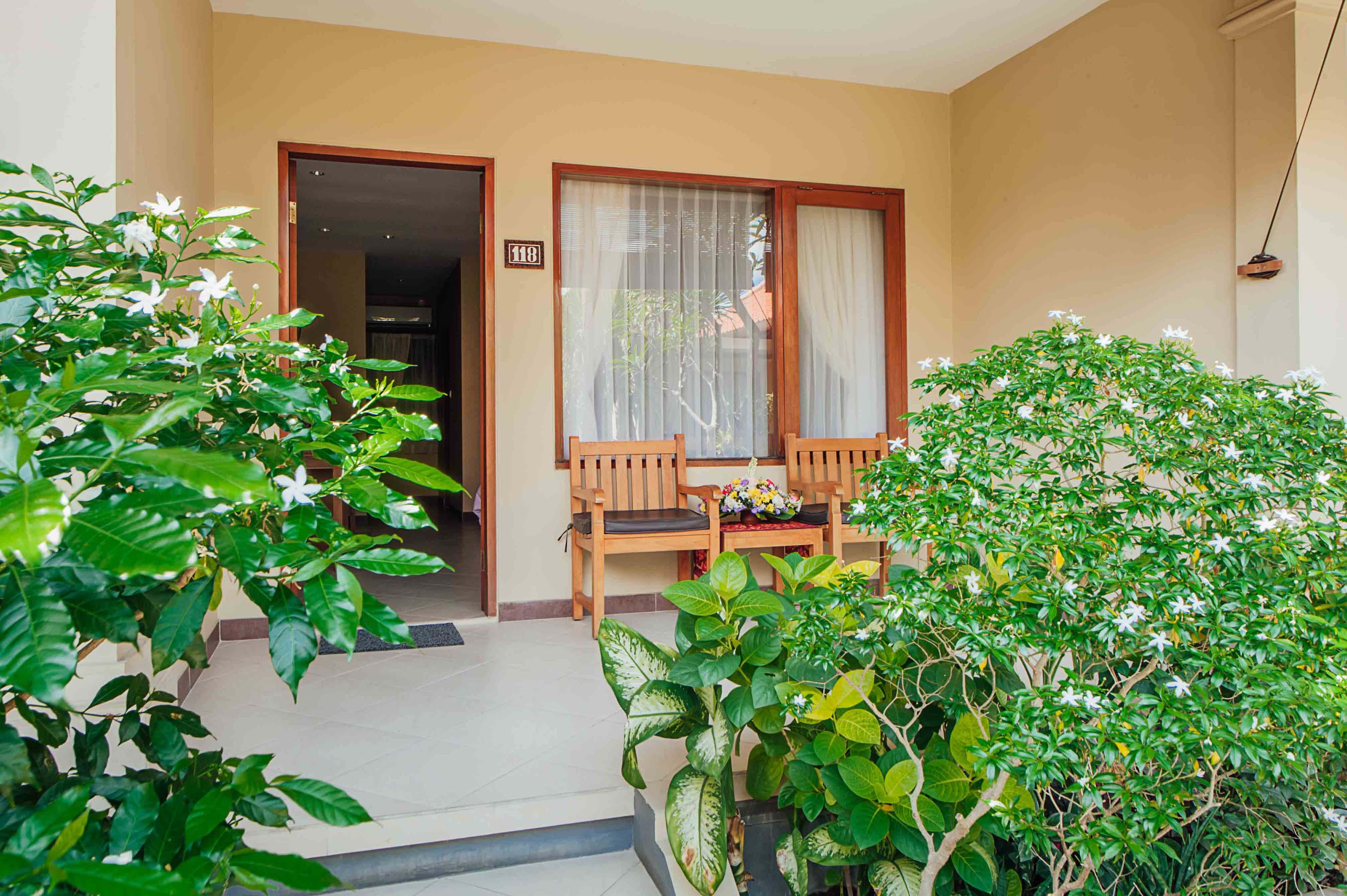 Kuta Puri Bungalows, Villas And Resort Kuta Lombok Exterior foto