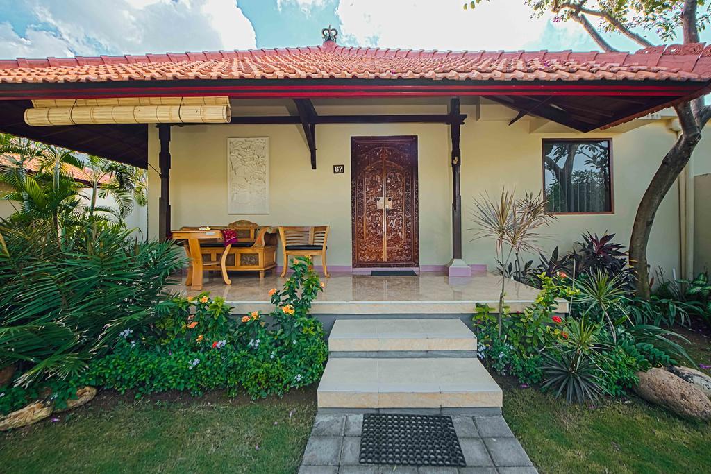 Kuta Puri Bungalows, Villas And Resort Kuta Lombok Exterior foto