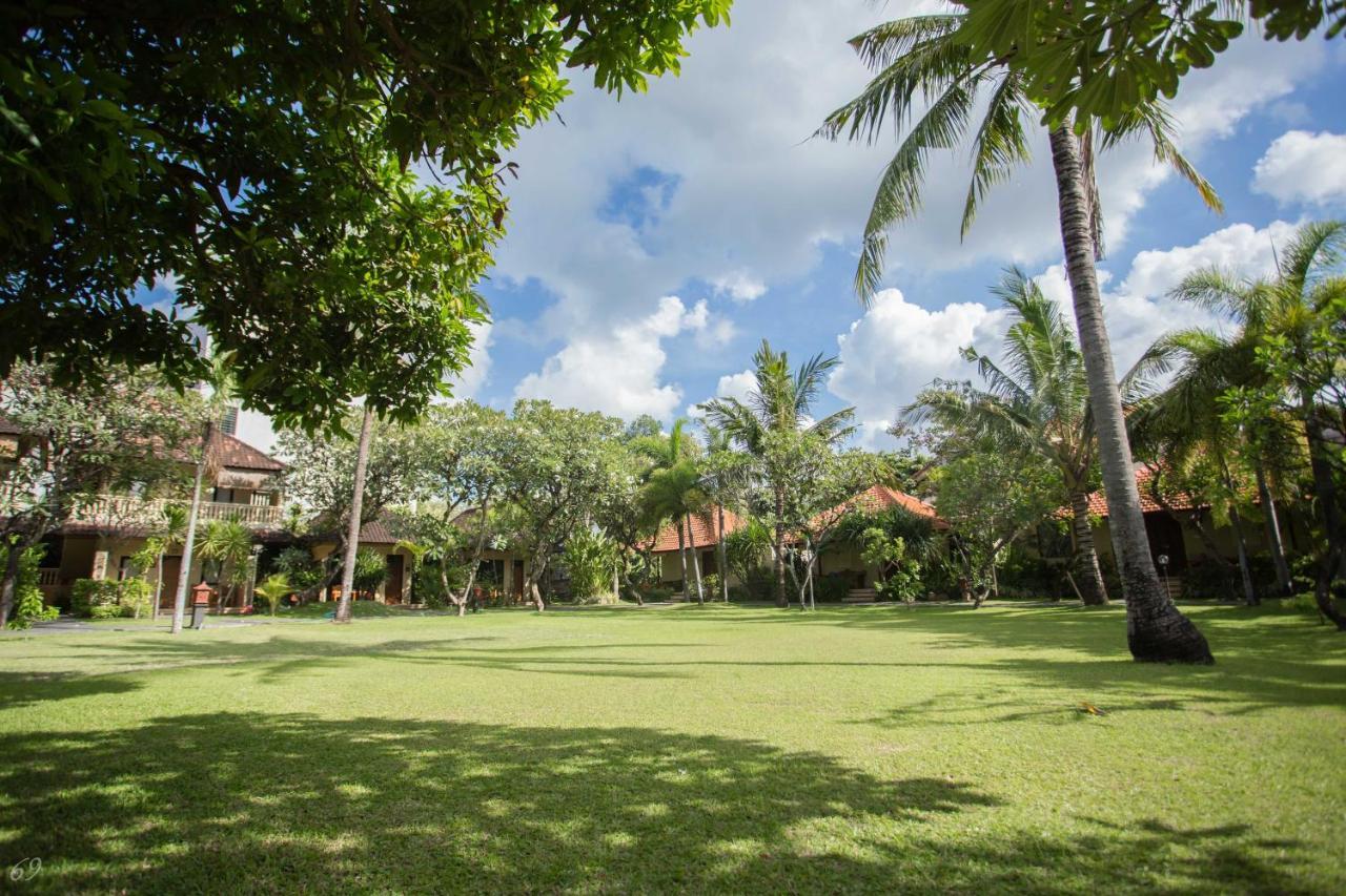 Kuta Puri Bungalows, Villas And Resort Kuta Lombok Exterior foto